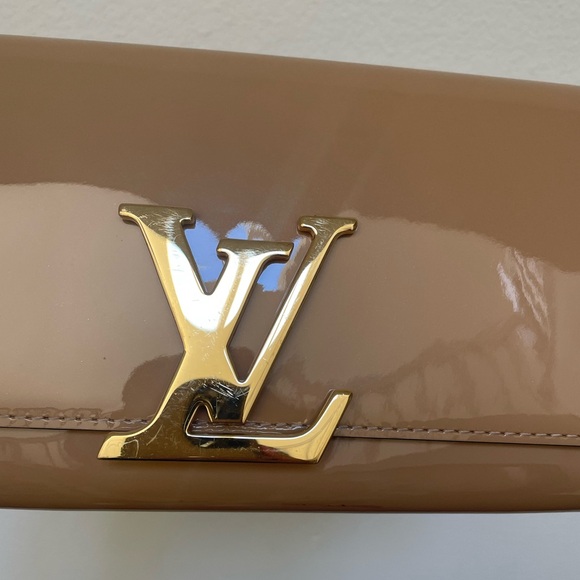 Louis Vuitton Louise Clutch - Picture 2 of 16